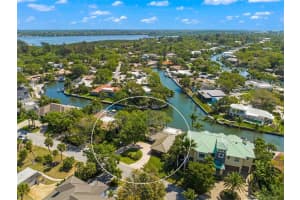 512 VENICE LANE, SARASOTA, FL 34242 Sold 07/17/23