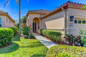 4012 JARDIN LANE, SARASOTA, FL 34238 Sold 07/18/23