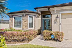 6615 35TH COURT, SARASOTA, FL 34243 Sold 04/06/23