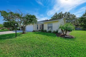 3904 OAKHURST BOULEVARD, SARASOTA, FL 34233 Sold 06/23/23
