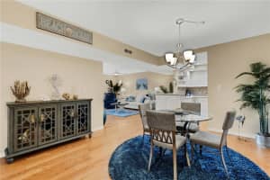 225 HOURGLASS WAY, SARASOTA, FL 34242 Sold 04/06/23