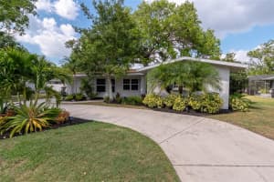 3057 GULF GATE DRIVE, SARASOTA, FL 34231 Sold 05/16/23