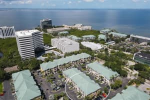 3203 BAY CLUB CIRCLE, TAMPA, FL 33607 Sold 04/06/23