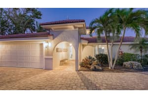 3858 Casey Key Nokomis, FL 34275 Sold 05/15/23
