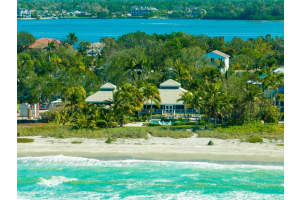 8324 SANDERLING ROAD, SARASOTA, FL 34242 Sold 02/01/24