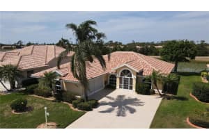 8566 Lakeside Dr Englewood, FL 34224 Sold 03/31/23
