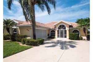 8566 Lakeside Dr Englewood, FL 34224 Sold 03/31/23