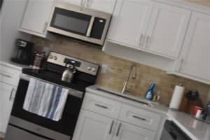 1628 Boathouse Cir, Sarasota, FL 34231, Sold 05/01/23