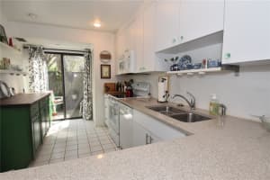 1512 PELICAN COVE ROAD, SARASOTA, FL 34231 Sold 04/20/23