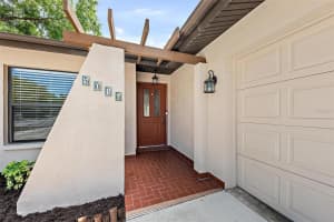 5016 79th Avenue Plz E Sarasota, FL 34243 Sold 04/24/23