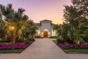 9224 MCDANIEL LANE, SARASOTA, FL 34240 Sold 06/20/23