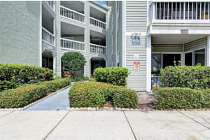 6826 STONES THROW CIRCLE, ST PETERSBURG, FL 33710 Sold 03/25/23