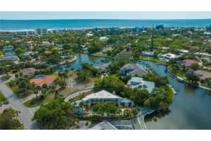 5420 AZURE WAY, SARASOTA, FL 34242 Sold 08/03/23