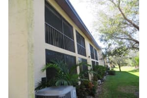 2612 CLUBHOUSE DRIVE, SARASOTA, FL 34232 Sold 10/25/23