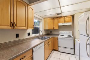 233 AMHERST AVENUE, SARASOTA, FL 34232 Sold 04/27/23