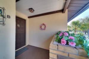 355 THREE LAKES COURT, VENICE, FL 34285 Sold 09/05/23