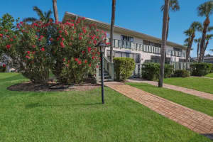 600 MANATEE AVENUE, HOLMES BEACH, FL 34217 Sold 11/30/23