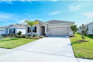 5831 OAK BRIDGE COURT, LAKEWOOD RANCH, FL 34211 Sold 05/22/23