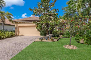 3825 80TH DRIVE, SARASOTA, FL 34243 Sold 05/05/23