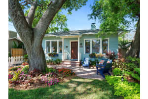 1122 POMELO AVENUE, SARASOTA, FL 34236 Sold 06/06/23