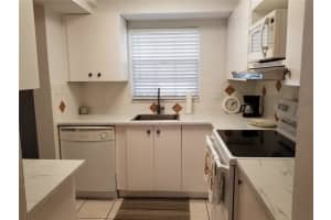 202 46TH AVENUE TERRACE, BRADENTON, FL 34207 Sold 09/08/23