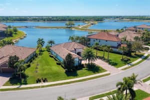 13212 BRIDGEPORT CROSSING, BRADENTON, FL 34211 Sold 04/24/23