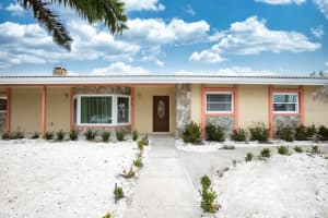 4215 PLUMOSA TERRACE, BRADENTON, FL 34210 Sold 04/21/23