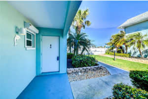 611 GULF DRIVE, BRADENTON BEACH, FL 34217 Sold 06/01/23