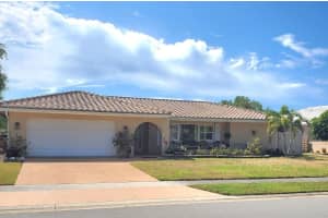 2822 Tuckerstown Dr, Sarasota, FL 34231, Sold 04/26/23