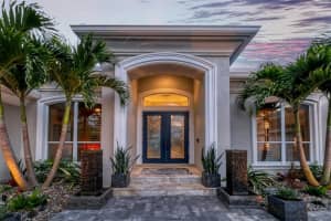 482 MACEWEN DRIVE, OSPREY, FL 34229 Sold 11/15/23