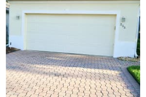 255 ROYAL PALM DRIVE, DAVENPORT, FL 33837 - MLS#MFRA4564141