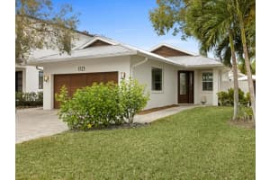 1723 HILLVIEW STREET, SARASOTA, FL 34239 Sold 09/20/23