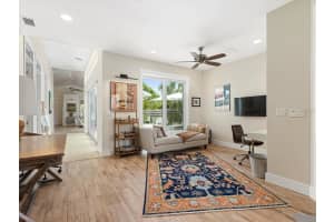 1723 HILLVIEW STREET, SARASOTA, FL 34239 Sold 09/20/23