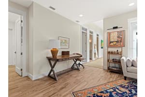 1723 HILLVIEW STREET, SARASOTA, FL 34239 Sold 09/20/23