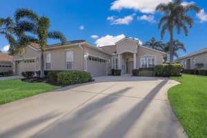 8146 Victoria Falls Cir, Sarasota, FL 34243, Sold 04/14/23