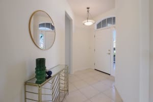 8146 Victoria Falls Cir, Sarasota, FL 34243, Sold 04/14/23
