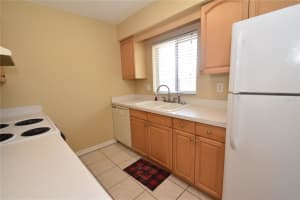 2721 HIDDEN LAKE BOULEVARD, SARASOTA, FL 34237 Sold 05/19/23