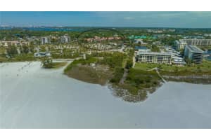 1129 LAKE HOUSE CIRCLE, SARASOTA, FL 34242 Sold 02/23/24