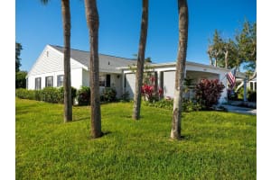 9404 ANDOVER CIRCLE, BRADENTON, FL 34210 Sold 06/30/23