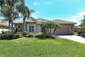 4019 65th Pl E, Sarasota, FL 34243, Sold 04/24/23