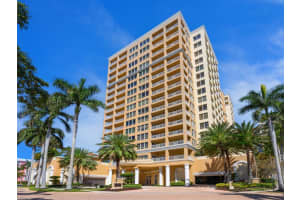 35 WATERGATE DRIVE, SARASOTA, FL 34236 Sold 09/07/23