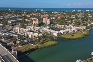 240 SANTA MARIA STREET, VENICE, FL 34285 Sold 09/18/23
