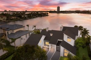 216 BIRD KEY DRIVE, SARASOTA, FL 34236 Sold 08/11/23
