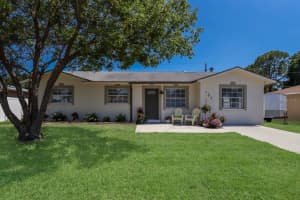 165 ALPINE COURT, BRADENTON, FL 34208 Sold 07/14/23