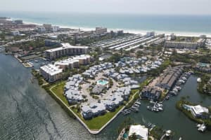 1372 SIESTA BAYSIDE DRIVE, SARASOTA, FL 34242 Sold 05/05/23