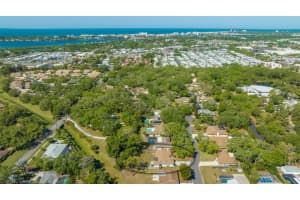 2516 Regatta Dr, Sarasota, FL 34231, Sold 04/25/23