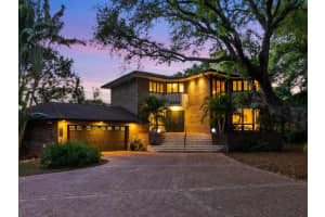 1273 Oyster Cove Dr, Sarasota, FL 34242, Sold 06/05/23