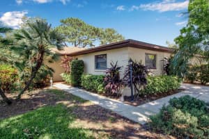 3303 Vivienda Blvd, Bradenton, FL 34207, Sold 05/02/23