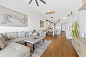 5531 CANNES CIRCLE, SARASOTA, FL 34231 Sold 07/24/23