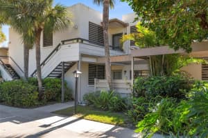 633 WOODLAWN DRIVE, BRADENTON, FL 34210 Sold 06/06/23